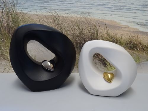 Eigentijdse keramieke urn